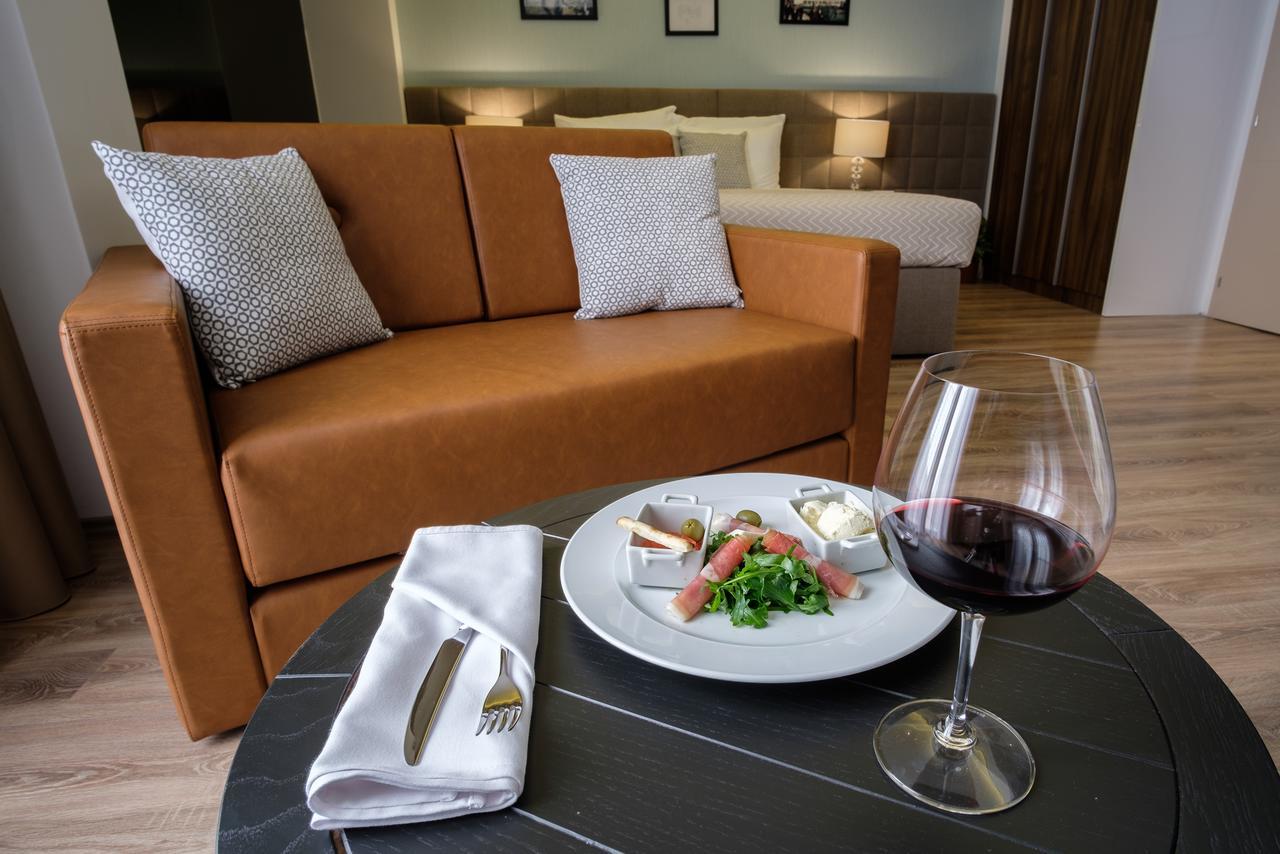Sl Industry Hotel Требинє Екстер'єр фото